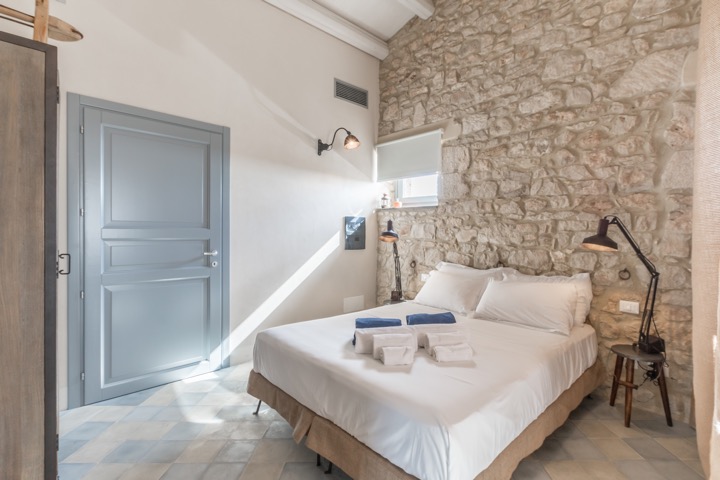 Suite design et lumineuse à Mangiabove, Raguse.